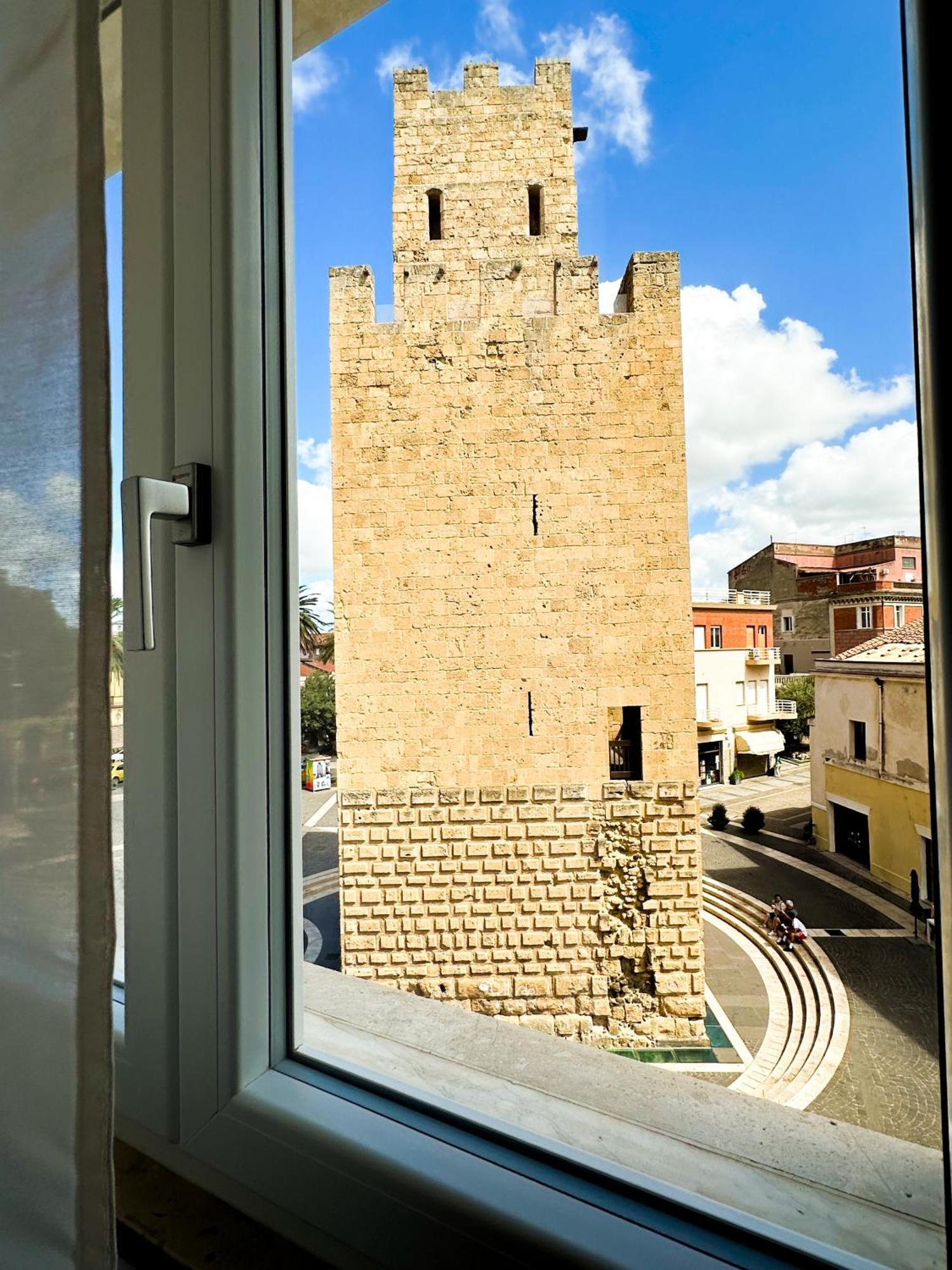 Mamas Hotel Oristano Luaran gambar
